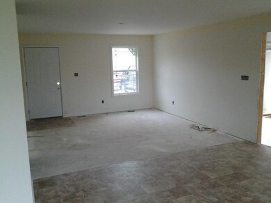 6013 Jeffery Ct, Lawrenceburg, KY 40342 - photo 4