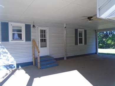 5320B Hanson Rd, Madisonville, KY 42431 - photo 2