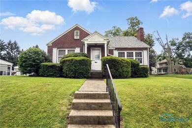 1447 Craigwood Rd, Toledo, OH 43612 - photo 2