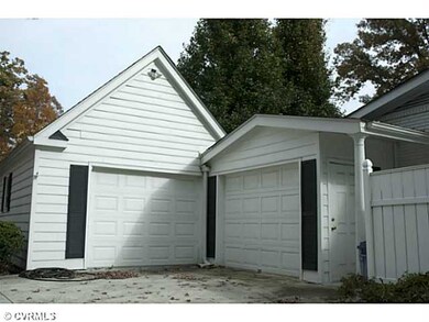 Parking Lot/Garage