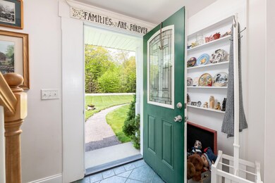 24 Watson Hill Rd, Raymond, NH 03077 - photo 2