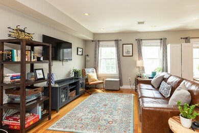 142 D St unit 2, Boston, MA 02127 - photo 3