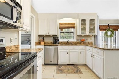 Show Stopping Kitchen! Stainless Steel Appliances,