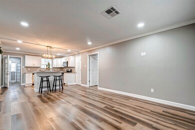 6632 Goforth St, Houston, TX 77021 - photo 5