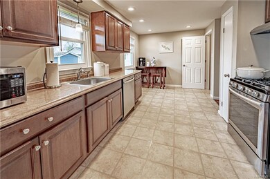 782 Remington Dr, North Tonawanda, NY 14120 - photo 7