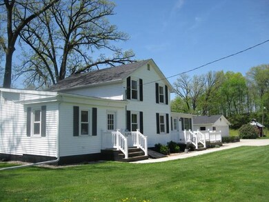 18284 Backbone Rd W, Princeton, IL 61356 - photo 4