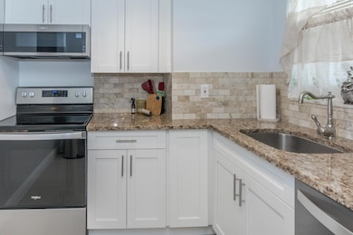 711 Lori 408 Dr unit 408, Palm Springs, FL 33461 - photo 7