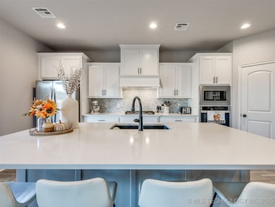 2010 W Fredericksburg Ct, Broken Arrow, OK 74011 - photo 7