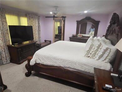 926 Citrus Dr, Alamo, TX 78516 - photo 5