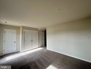 10992 Barnard Place, Waldorf, MD 20695 - photo 4