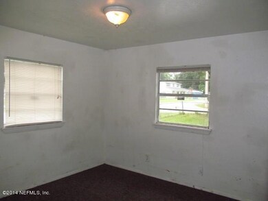 8402 Cocoa Ave, Jacksonville, FL 32211 - photo 5