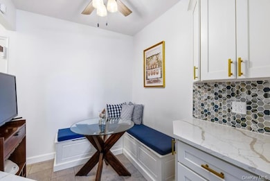 Forest Hills South unit 2M, Forest Hills, NY 11375 - photo 4