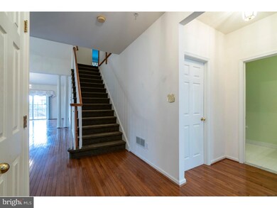6 Wheatsheaf Ln unit 6, Norristown, PA 19403 - photo 2