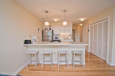 9100 QUEENS COURT 1108