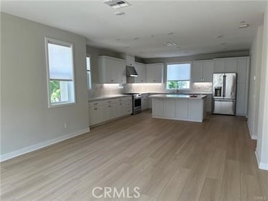 105 Pattern, Irvine, CA 92618 - photo 4