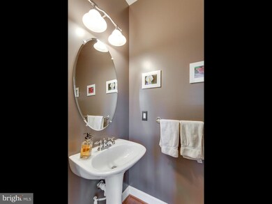 12333 Cherry Branch Dr, Clarksburg, MD 20871 - photo 5