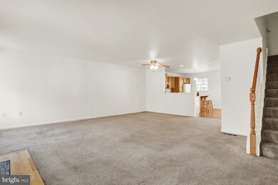 318 Saint Nicholas St, Reading, PA 19607 - photo 6