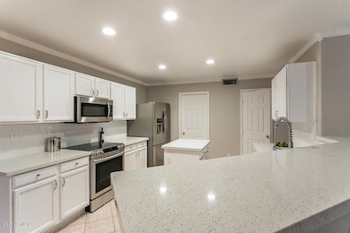 23214 N 20th St-10