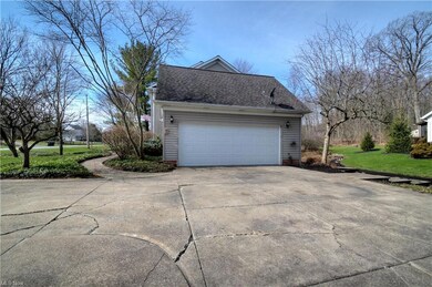 492 E Pioneer Trail, Aurora, OH 44202 - photo 2