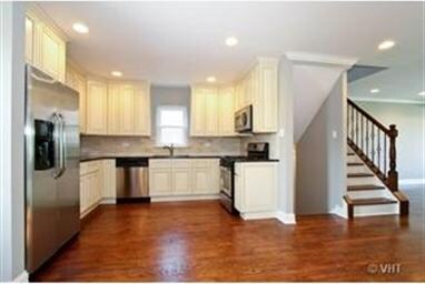 6319 S Lavergne Ave, Chicago, IL 60638 - photo 4