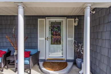 004-Front_Entrance-1921191-large