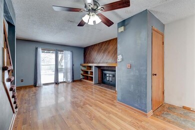 Livingroom front to back
