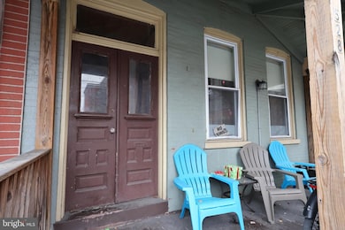528 E Orange St, Lancaster, PA 17602 - photo 3