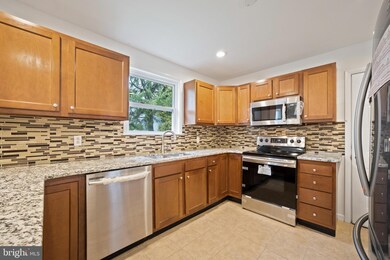 589 Salem Church Rd, Newark, DE 19702 - photo 5