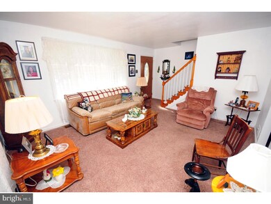 555 Lemon St, Pottstown, PA 19464 - photo 7