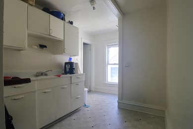 1819 W 6th St, Racine, WI 53404 - photo 4