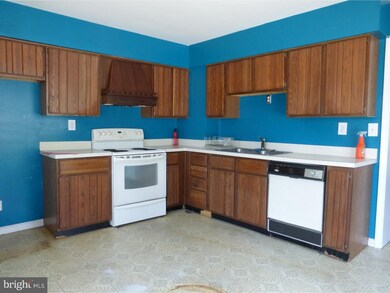 19 Main St, Brookhaven, PA 19015 - photo 6