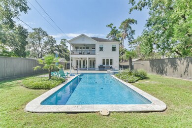 930 W 43rd St, Houston, TX 77018 - photo 2