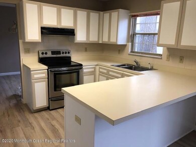 510 Petunia Ln N, Whiting, NJ 08759 - photo 5