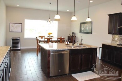 8778 Lupine Ln, Pensacola, FL 32526 - photo 4