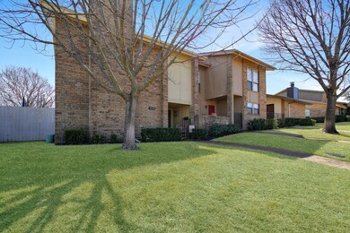 410 Carolyn Dr, Bedford, TX 76021 - photo 2