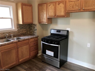 3558 Bainbridge Rd, Cleveland, OH 44118 - photo 5