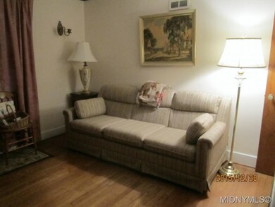 1ST FLOOR BEDROOM