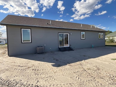 1512 T St, Bridgeport, NE 69336 - photo 2