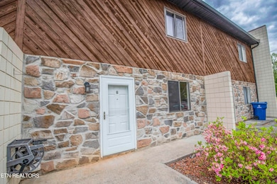 2705 Sood Rd unit G, Knoxville, TN 37921 - photo 2