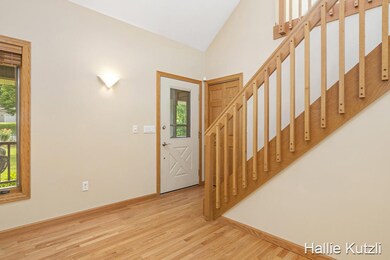 13885 Pointe Ct N, Cedar Springs, MI 49319 - photo 4