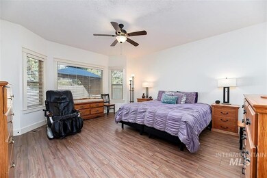 2940 E Shadowcrest Dr, Eagle, ID 83616 - photo 6