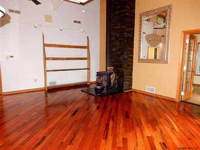 12 Ledgestone Rd, Troy, NY 12180 - photo 6