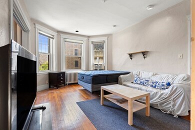 122 Riverway unit 9, Boston, MA 02215 - photo 2