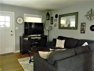 305 N 16th Ave, Beech Grove, IN 46107 - photo 6