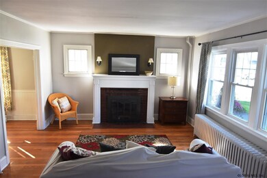 43 Meadowlawn Ave, Troy, NY 12180 - photo 4