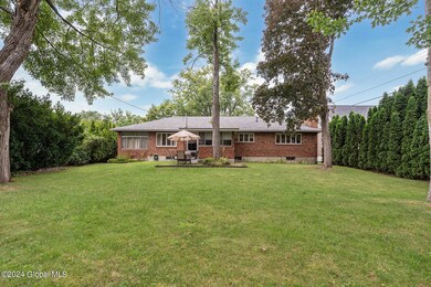 39 Miles Standish Rd, Schenectady, NY 12306 - photo 5