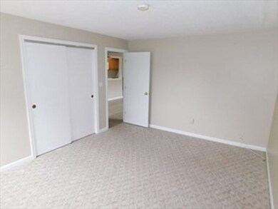 3 Hallmark Gardens unit 12, Burlington, MA 01803 - photo 6