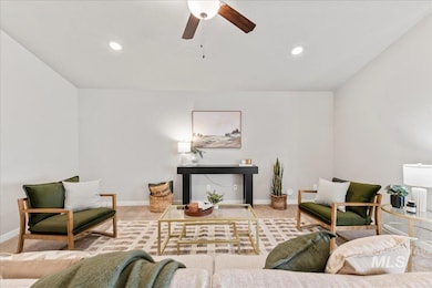 625 SW Inby St, Mountain Home, ID 83647 - photo 7