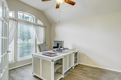 2847 Woodland Glen Ln, Conroe, TX 77385 - photo 6