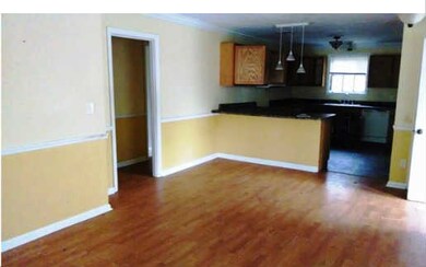 1128 NW Eadie St, Lake City, FL 32055 - photo 4